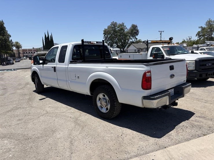 2011-ford-f250-image-4