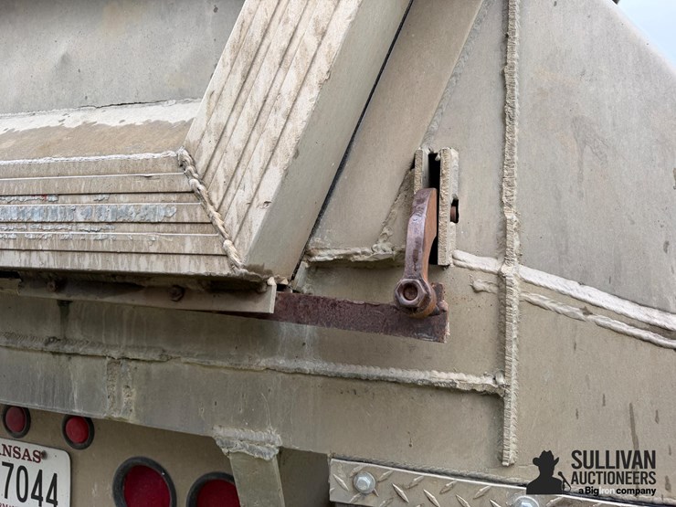 1993-cmc-sv-102-t/a-dump-trailer-image-14