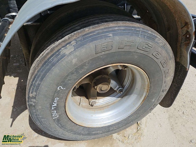 pup-tank-trailer-image-10