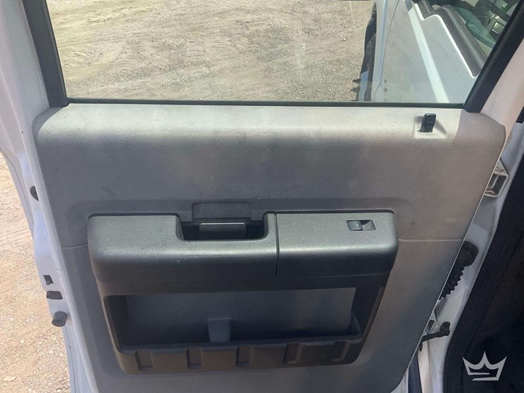 2016-ford-f350-image-24