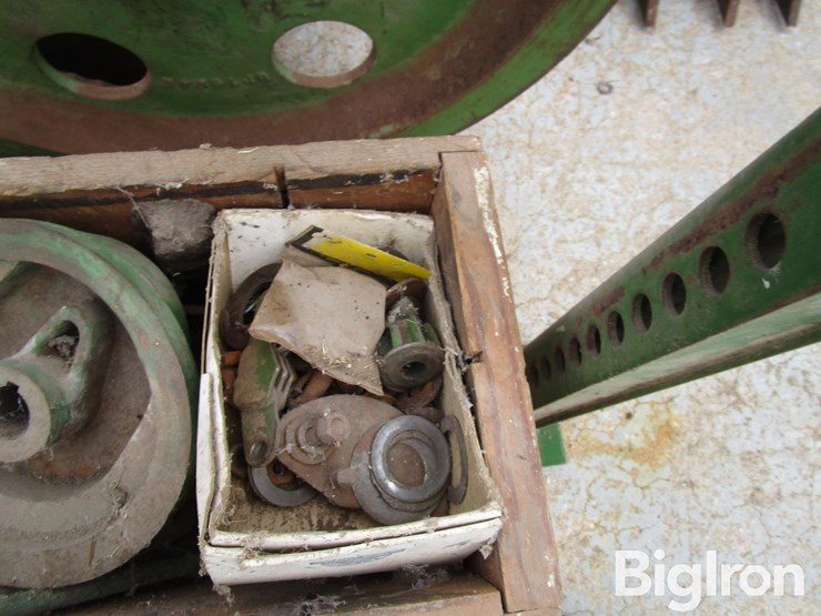 john-deere-14t-image-15
