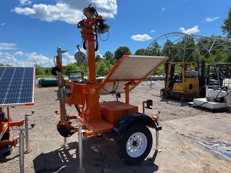#6056-•-2022-ver-mac-towable-light-tower-image-1