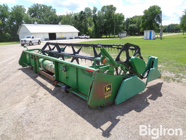 1990-john-deere-920-image-5