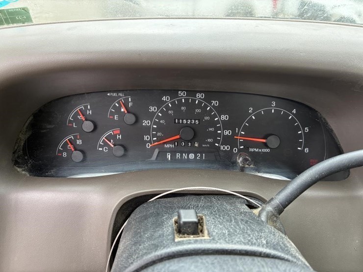 2001-ford-f250-image-16