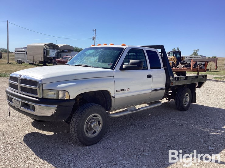 1997-dodge-ram-2500-image-1
