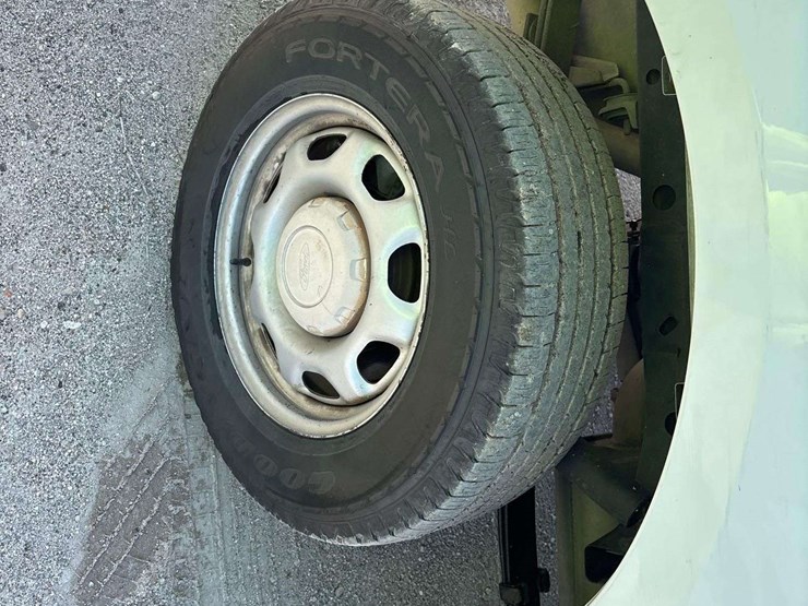 2016-ford-f150-image-23