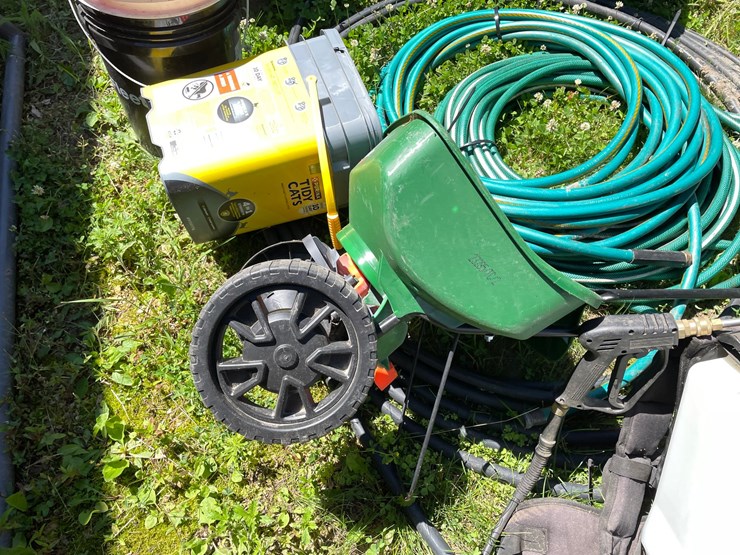 #7159-•-assorted-lawn-and-garden-items-image-5