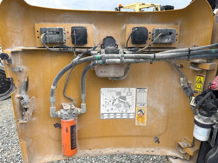 caterpillar-262c-image-34