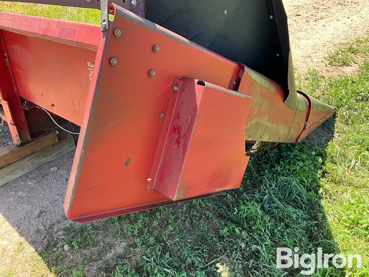 1990-case-ih-1054-image-17