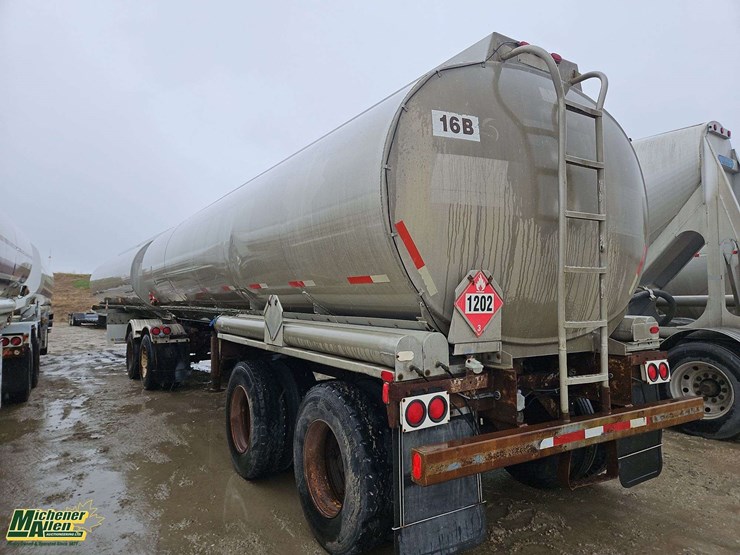 1980-westank-super-b-fuel-tank-trailer-image-6
