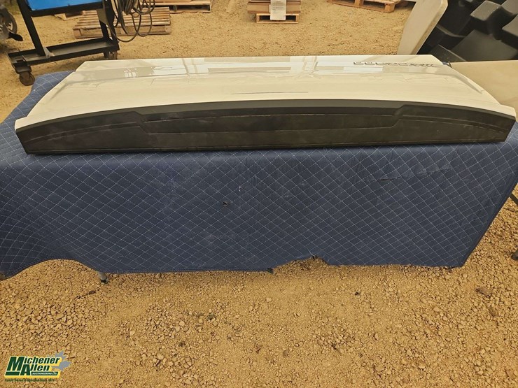 chevrolet-tailgate-4th-generation-image-4