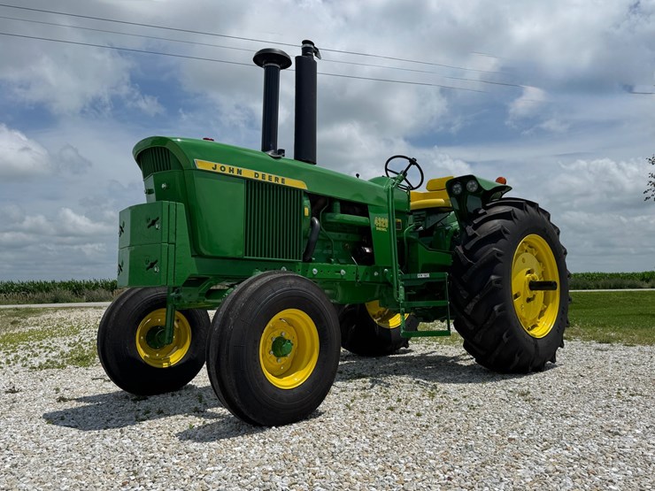 john-deere-4320-image-1