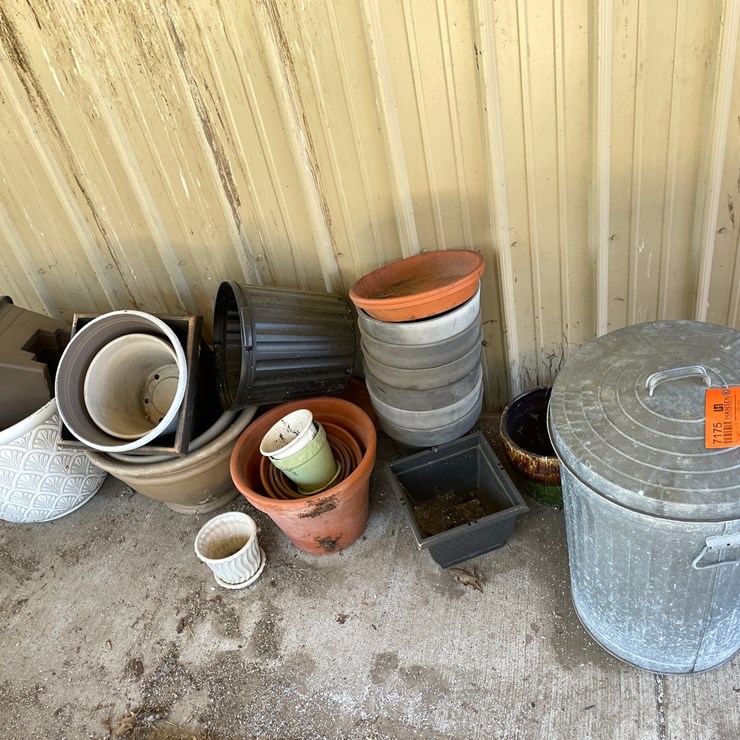 #7175 • Assortment of Lawn and Garden Planters