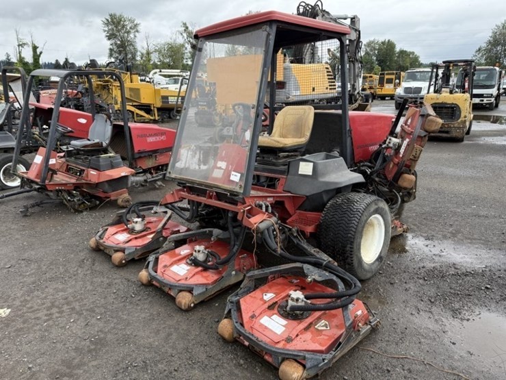 2007-toro-groundsmaster-4700d-image-1