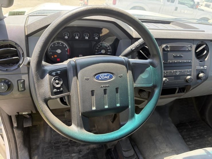 2011-ford-f250-image-14