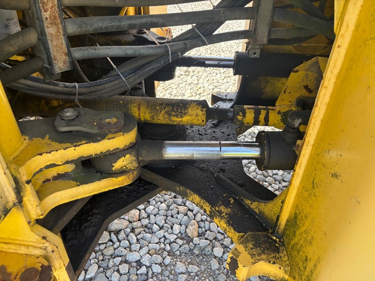 new-holland-lw170-image-74