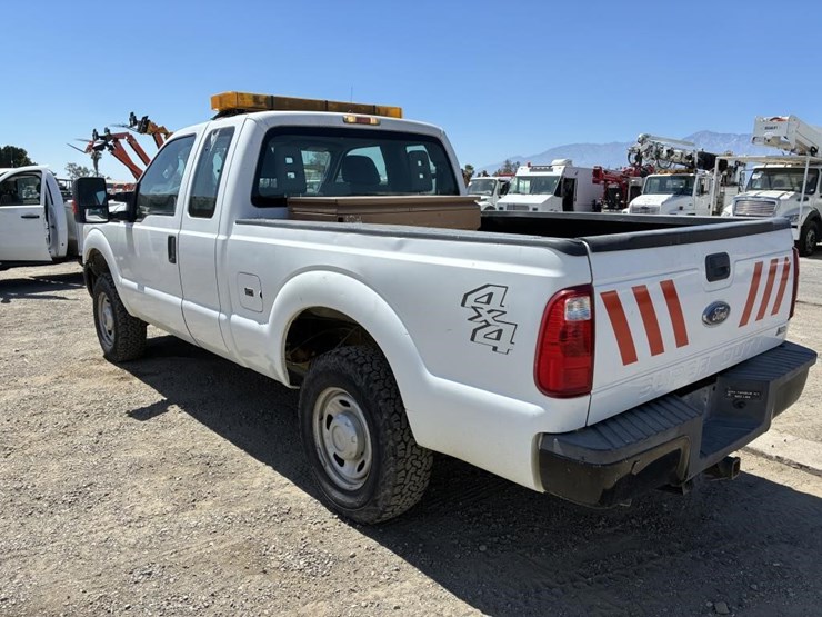 2011-ford-f250-image-4