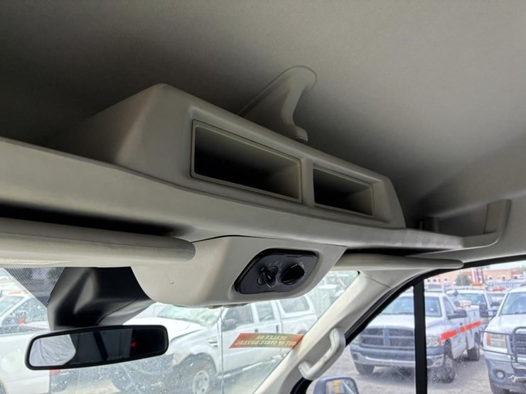 2017-ford-transit-image-20