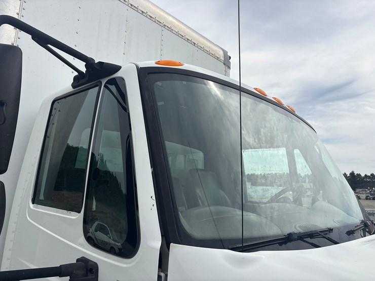 2015-international-durastar-4300-image-14