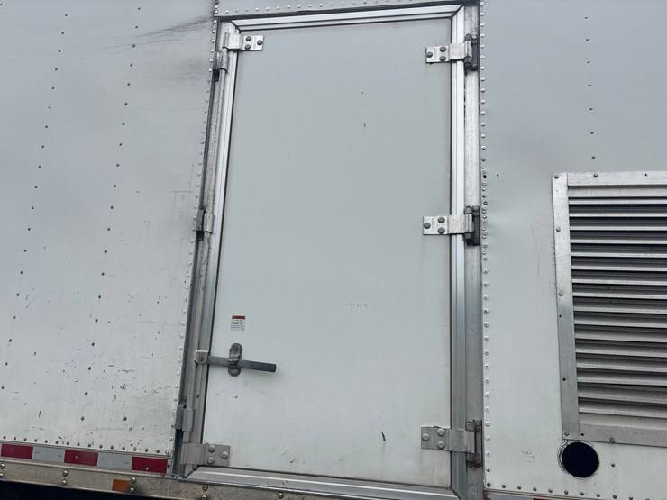 2015-international-durastar-4300-image-19