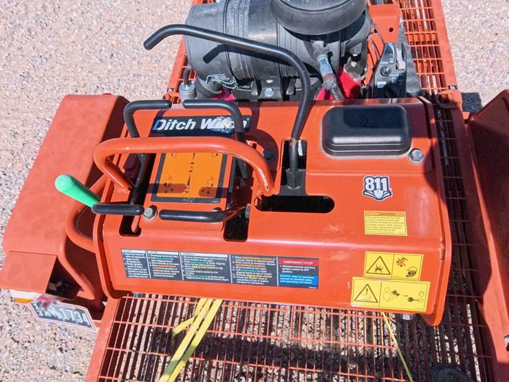 2022-ditch-witch-c24x-image-10