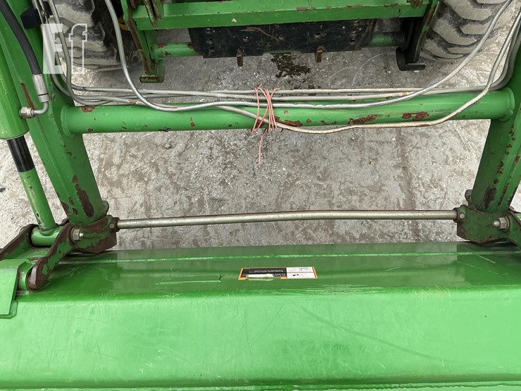 2006-john-deere-3120-image-10