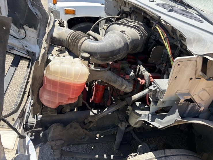 2012-ford-f650-image-7