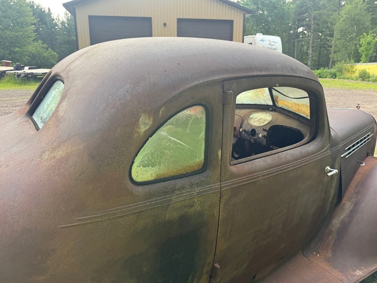 #1369-•-1936-terraplane-car-image-24