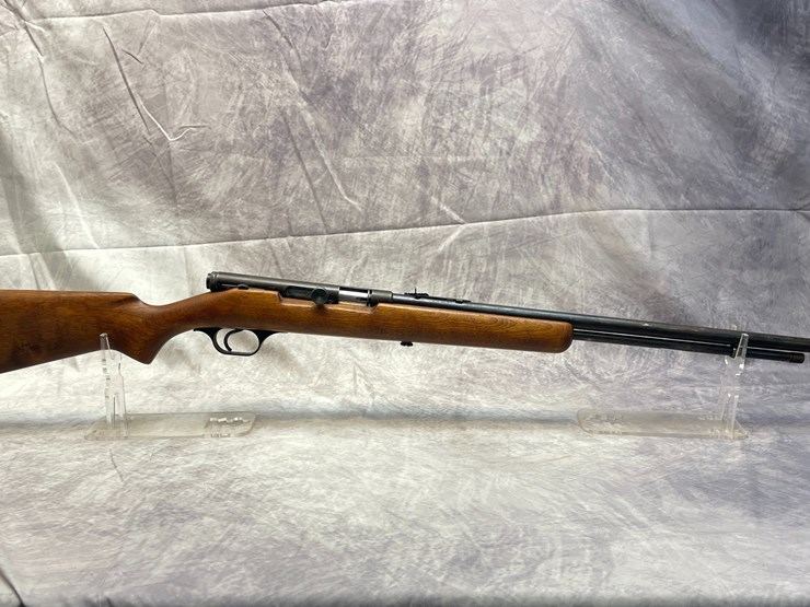 #2710-•-pioneer-model-27a-semi-automatic-22-lr-rifle-nsn-(princeton,-mn)-image-1