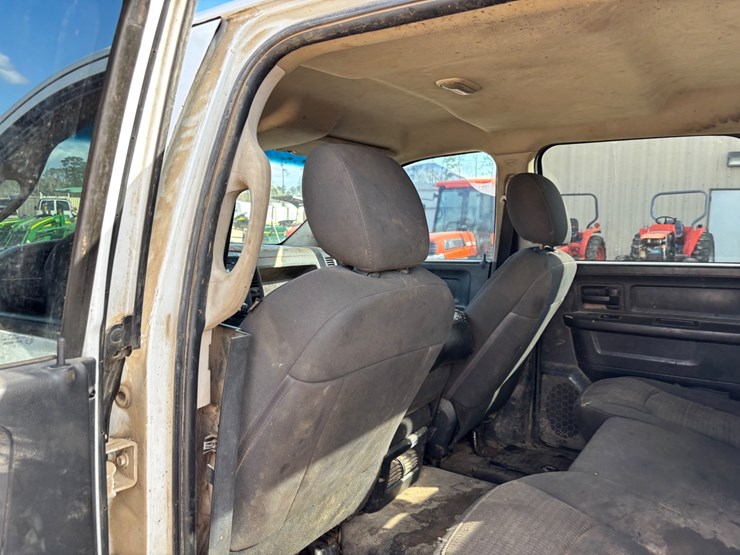 2012-dodge-ram-2500-image-7