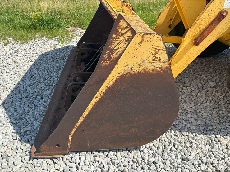 new-holland-lw170-image-77