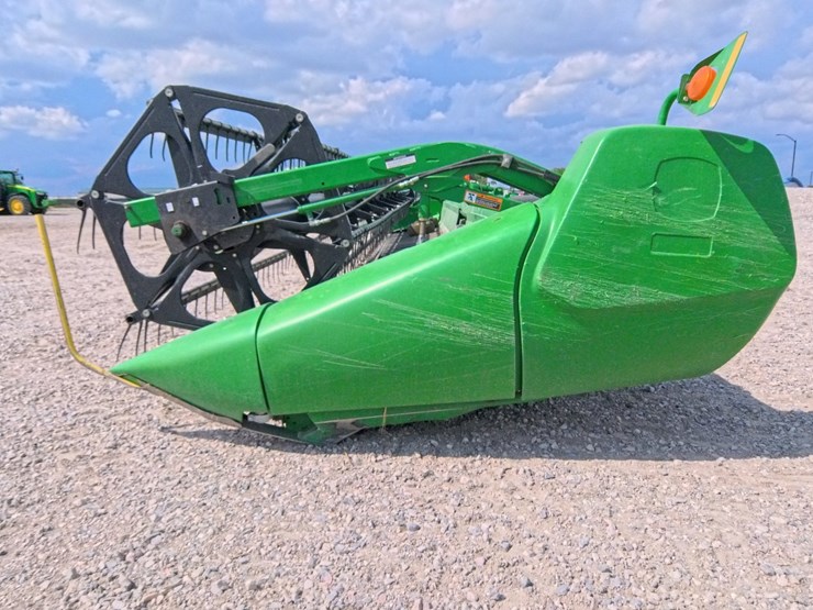john-deere-635-image-26