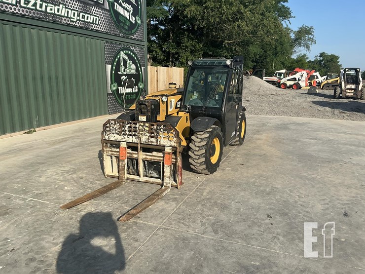 2016-caterpillar-th255c-image-8