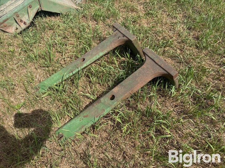 john-deere-b-image-4