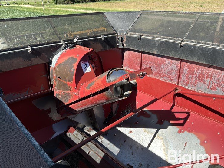 1989-case-ih-1660-image-12