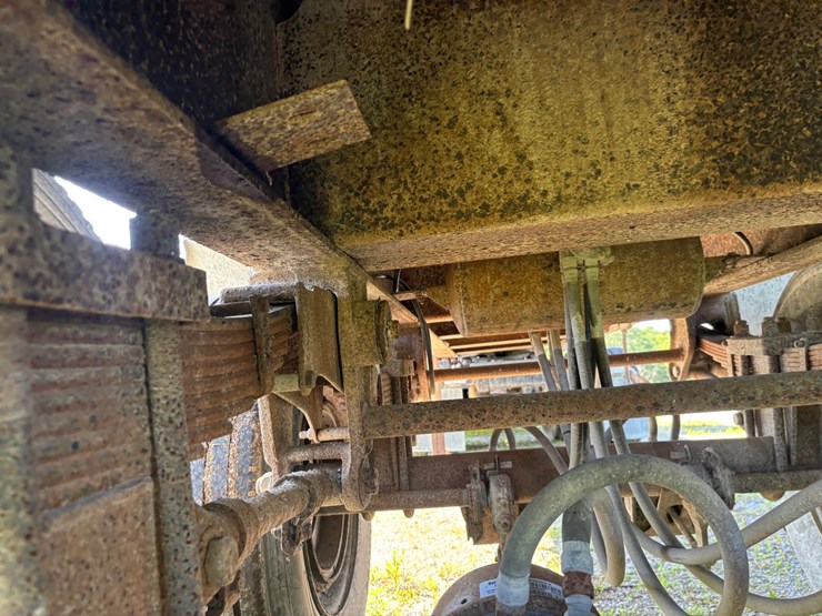 #2216-•-1978-montone-28'-end-dump-semi-trailer-image-63