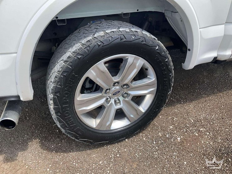2016-ford-f150-image-21