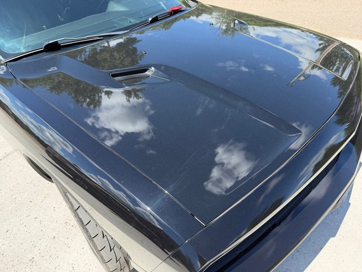 #1465-•-2013-dodge-challenger-sxt-image-23