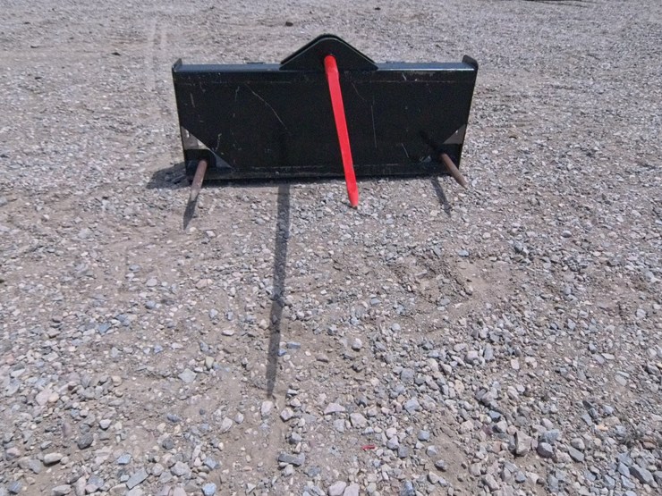 #2058-•-new-skid-steer-quick-attach-bale-spear-image-5