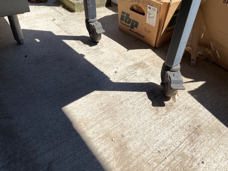 #7178-•-char-griller-flat-top-propane-grill-image-13