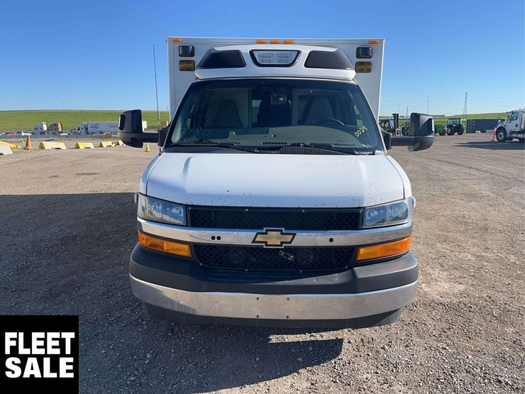 2018-chevrolet-express-s/a-ambulance-image-8