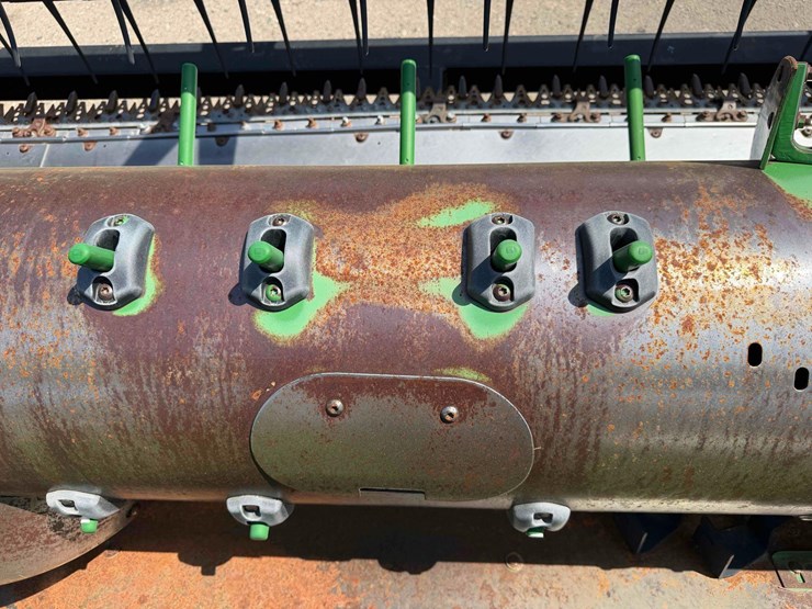 john-deere-630-image-7