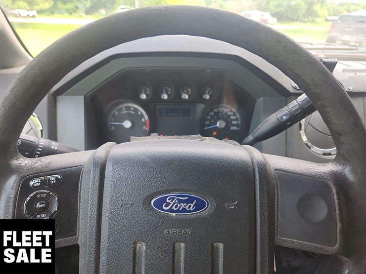 2011-ford-f350-image-26