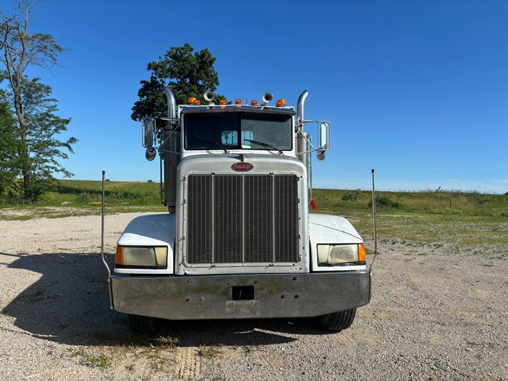 1988-peterbilt-377-image-6