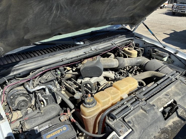 2002-ford-f550-image-11