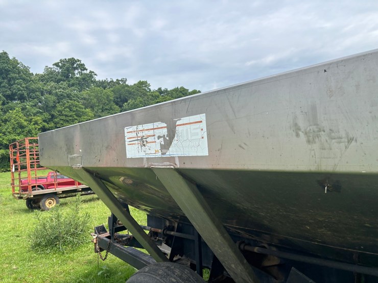 #2225-•-adams-fertilizer-trailer-image-19