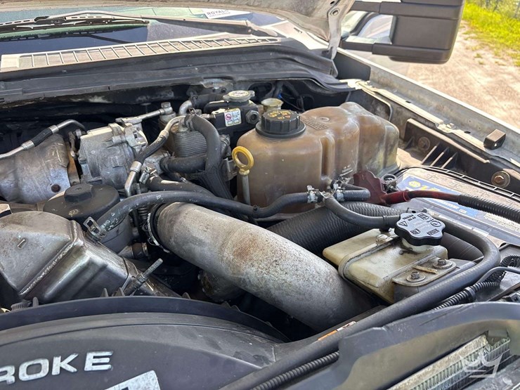 2008-ford-f550-image-13
