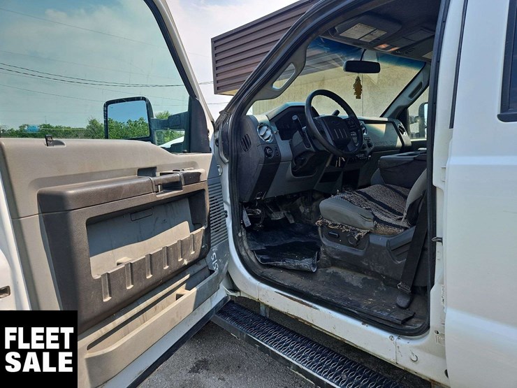 2015-ford-f350-image-17