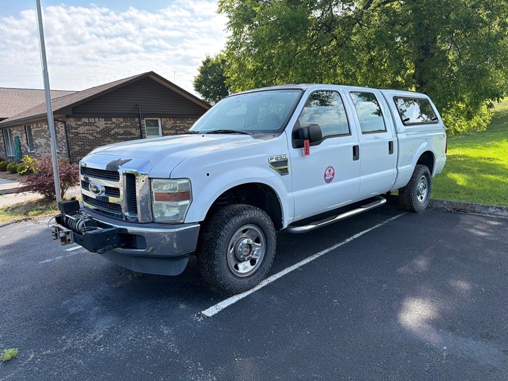 2008-ford-f250-xlt-image-1