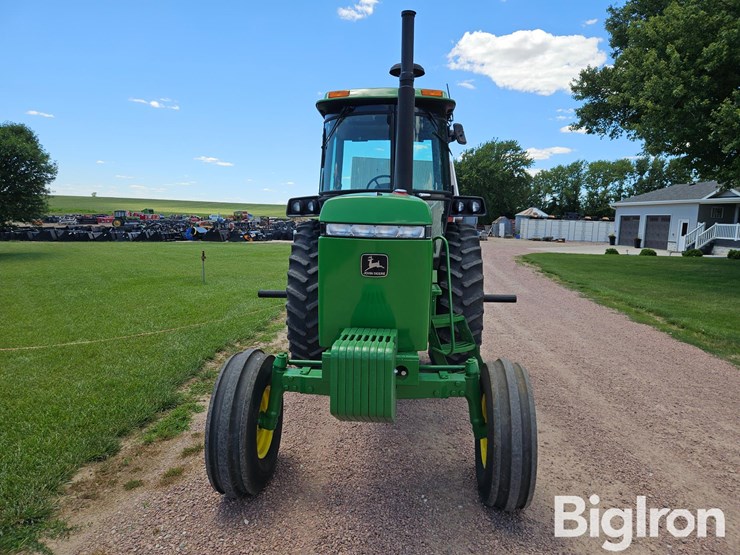 1983-john-deere-4450-image-2
